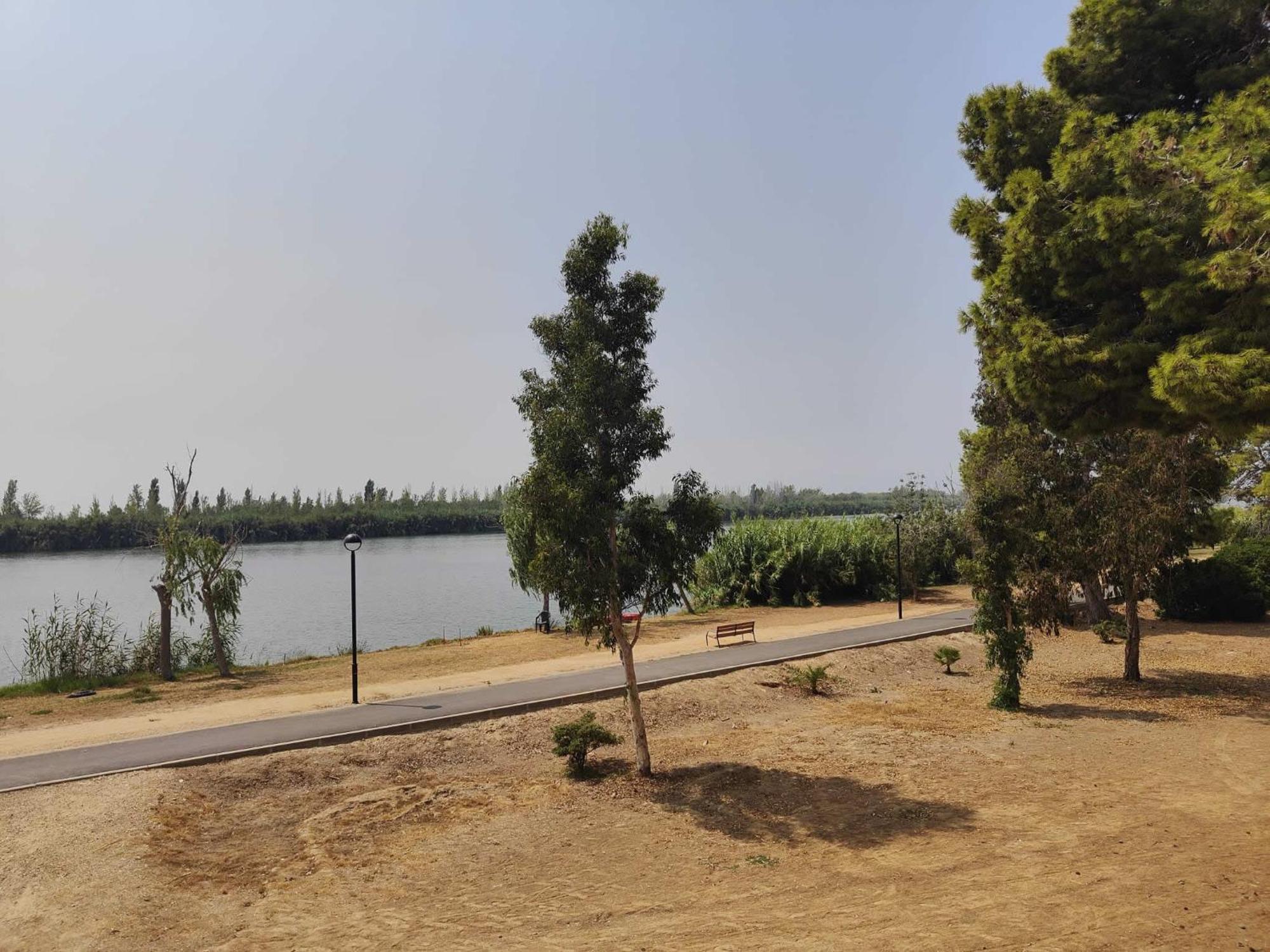 Faro Del Delta Apartman Deltebre Kültér fotó